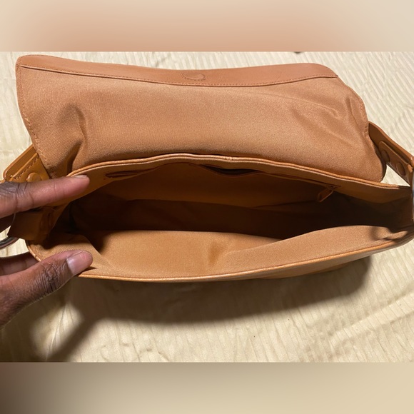 Kenneth Cole handbag - Picture 6 of 7